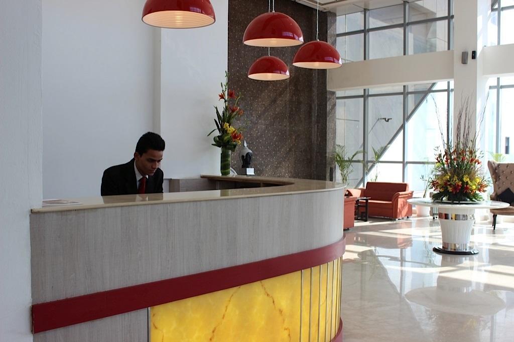 Xenious World Square Hotel Ghaziabad Eksteriør bilde
