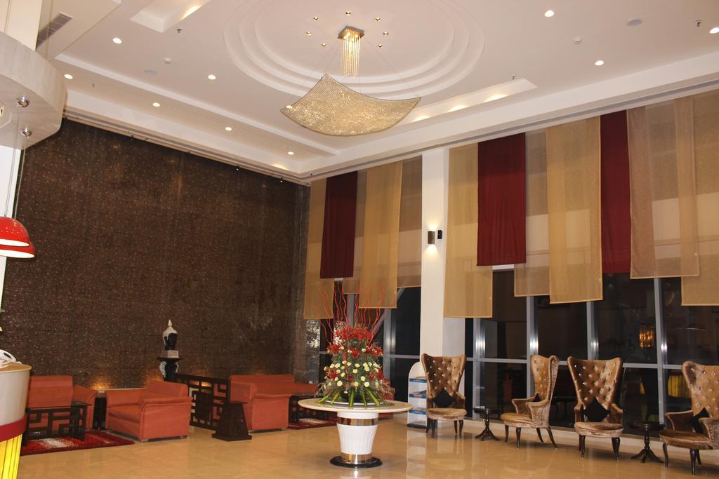 Xenious World Square Hotel Ghaziabad Eksteriør bilde